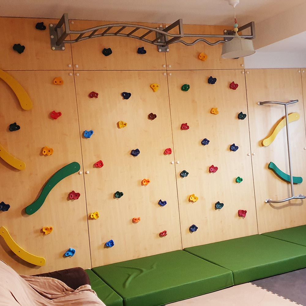 Moon Kids - Climbing Wall With Monkey Bars - 6 Panels