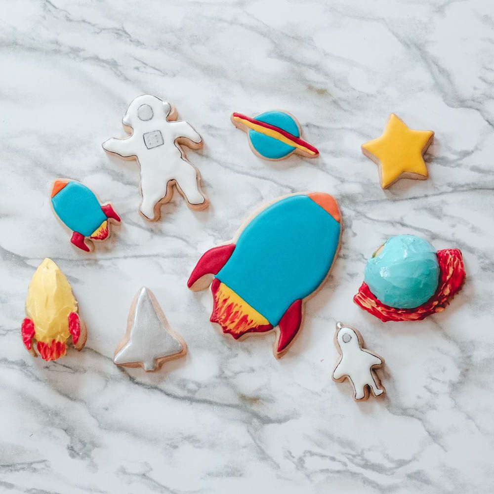 Handstand Kitchen - Ultimate Out Of This World Baking Party Set - Blue