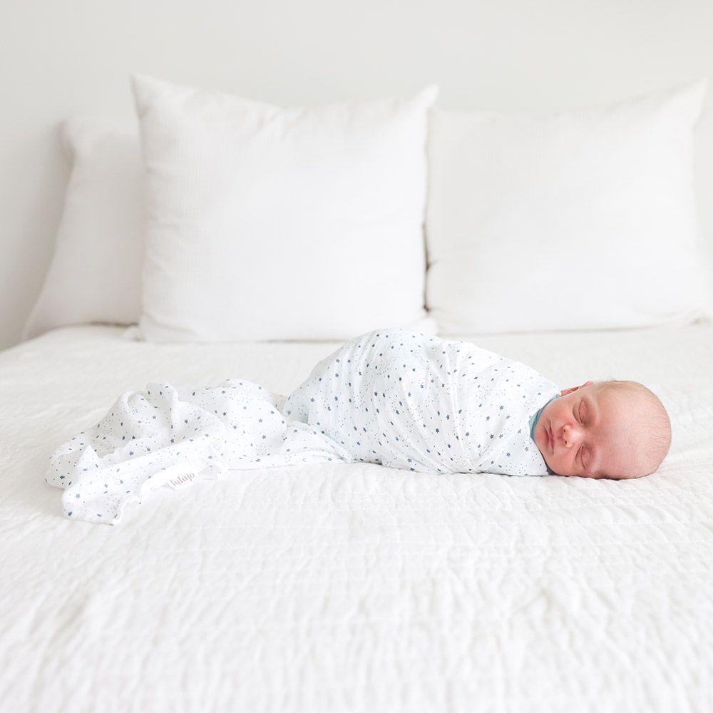 Lulujo - Muslin Swaddle - L - Stars