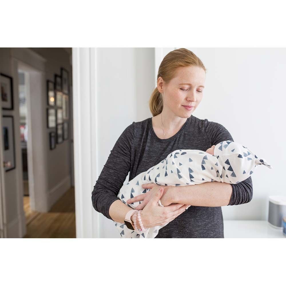 Lulujo - Bamboo Hat & Swaddle Blanket - Navy Triangles