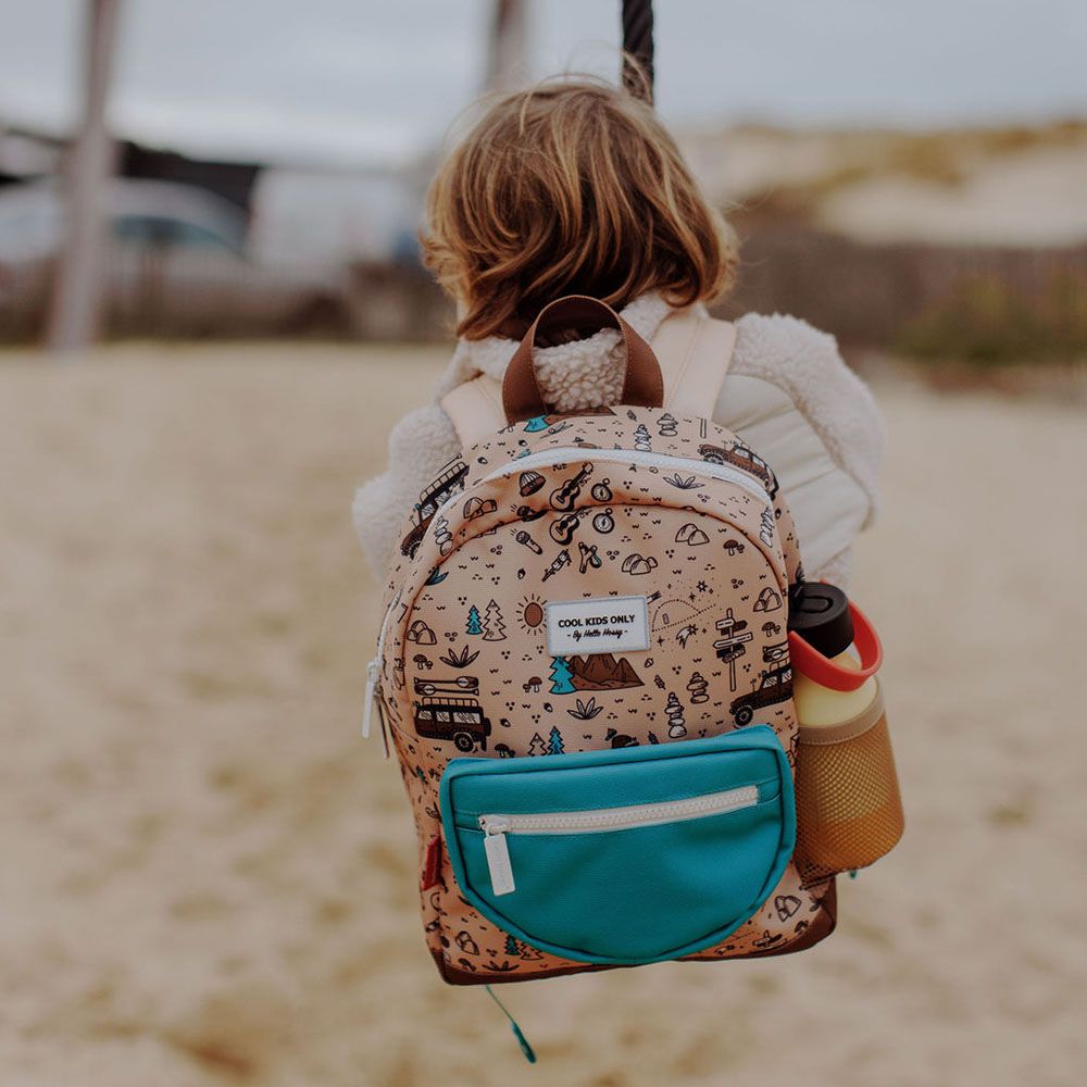 Hello Hossy - Road Trip Backpack