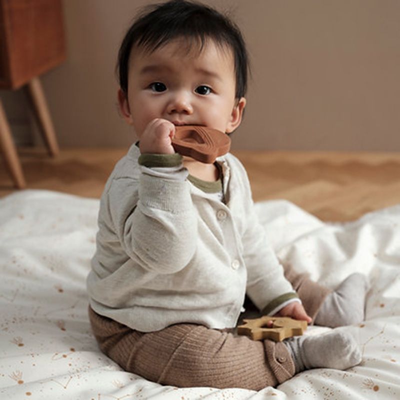 Fabelab - Natural Rubber Teether - Planet - Cinnamon