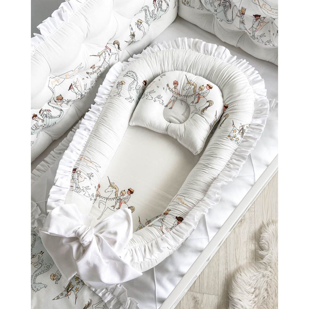 Monnet Baby - Magic Parade Sleeping Cocoon - White