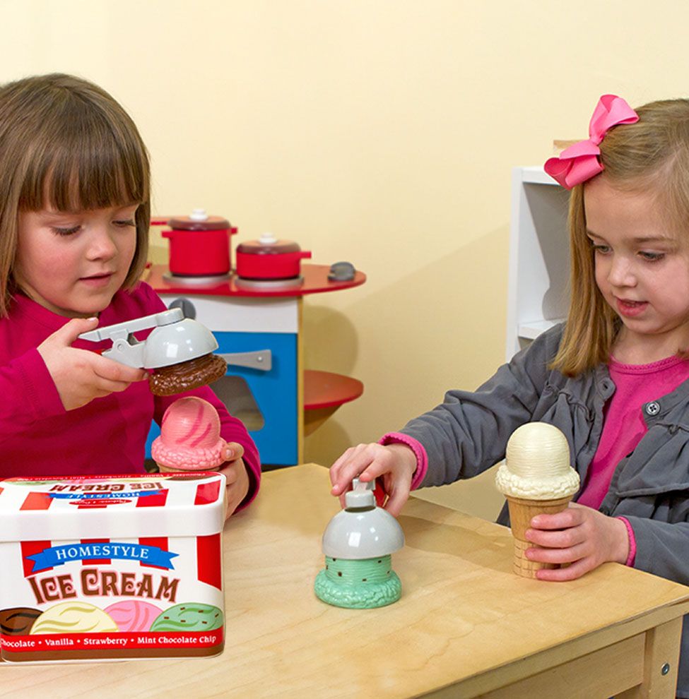 Melissa & Doug - Scoop & Stack Ice Cream Cone Play Set