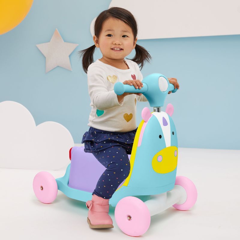 SkipHop - Zoo Ride-On Toy - Unicorn