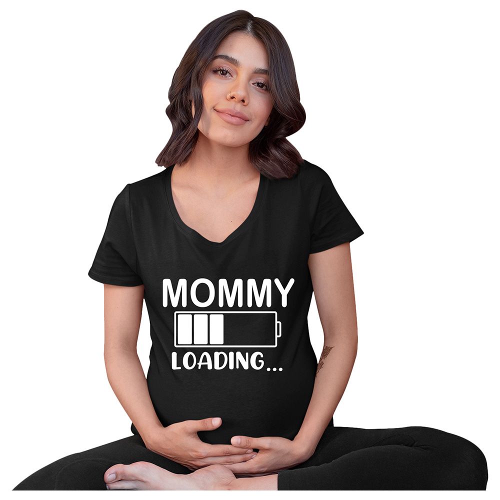 ماتشينغ فاميلي أوتفيتس - تي شيرت Mommy  Loading..  - أسود