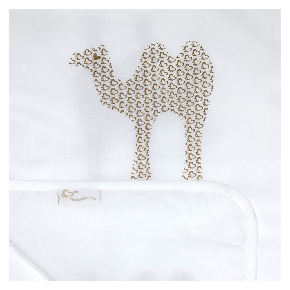 Me Handprinted Organic Swaddle 95x125 – Me Camel