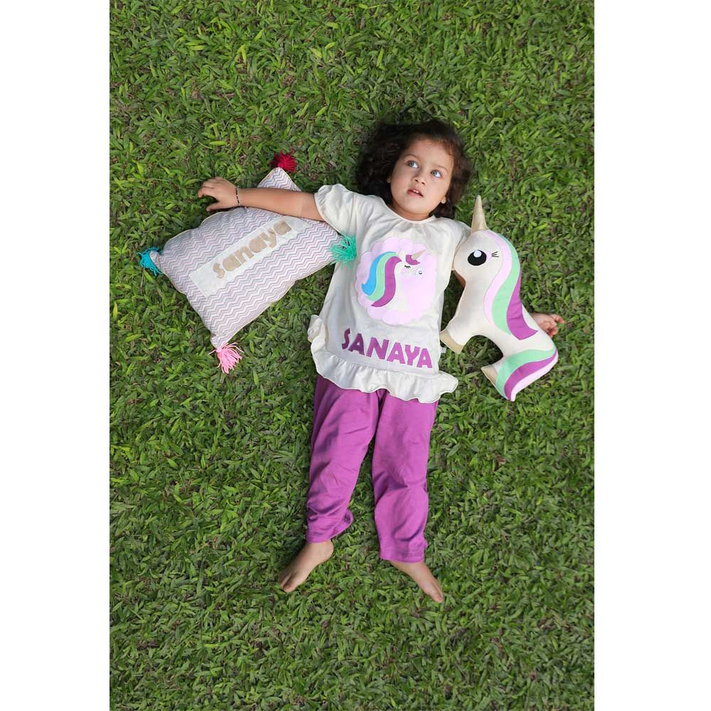 Mi Dulce An'ya - Customized Unicorn Pyjama & Cushion