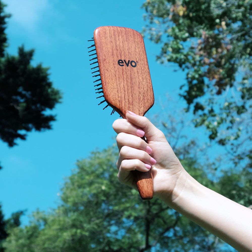 Evo Hair - Pete Ionic Paddle Brush