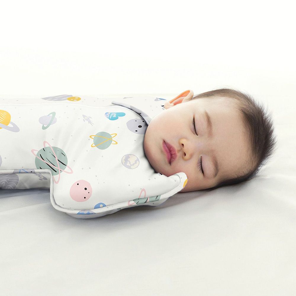 Love To Dream - Swaddle Up Designer Lite 0.2 Tog - Planet