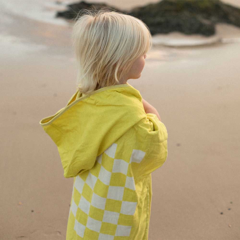 SunnyLife - Beach Games Hooded Towel - Checkerboard