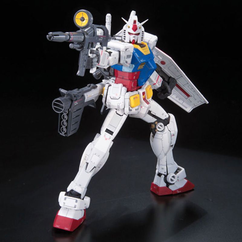 Bandai - 1/144 RG 01 Rx-78-2 Gundam Action Figure