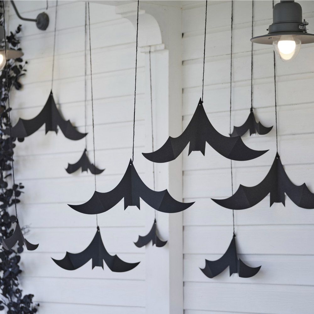 Ginger Ray - Bats Paper Hanging Decoration - Black