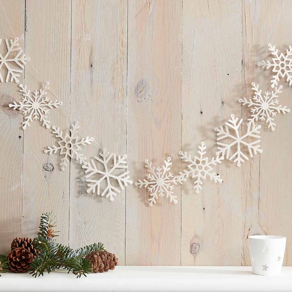 Ginger Ray - Let It Snow Glitter Snowflake Garland - White 