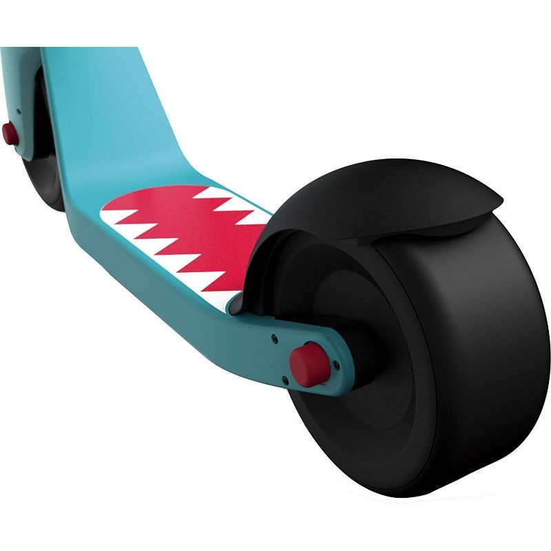 Razor - Wild Ones Junior Kick Scooter - Shark