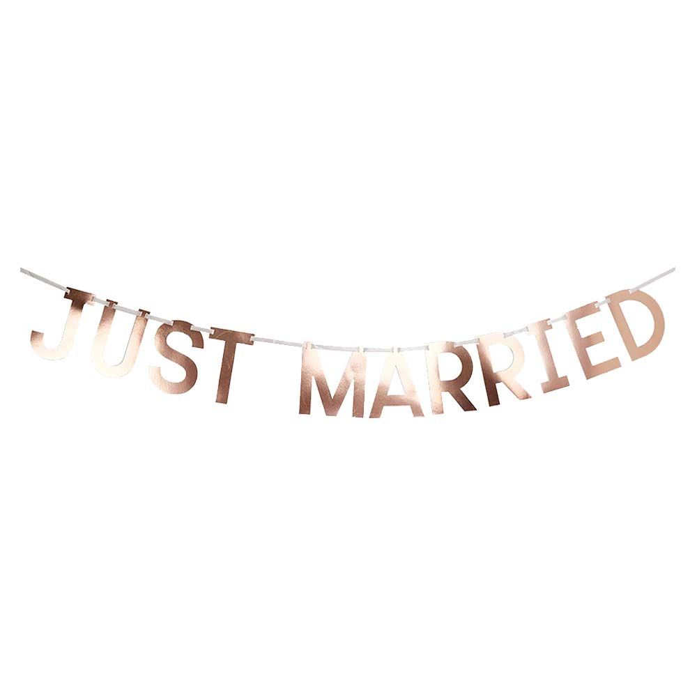 نيفيتي - إكليل وردي للحفلات - Just Married