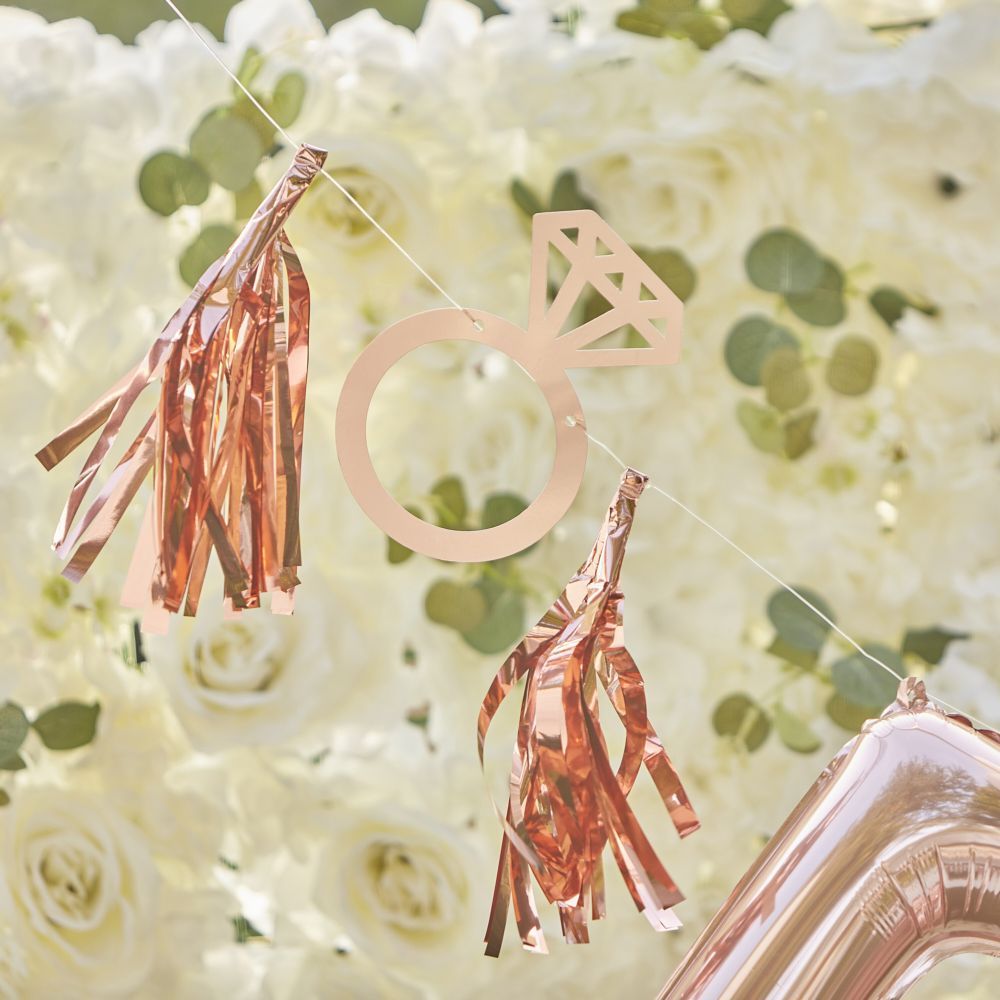 Ginger Ray - Engaged Balloon Bunting - Rose Gold 