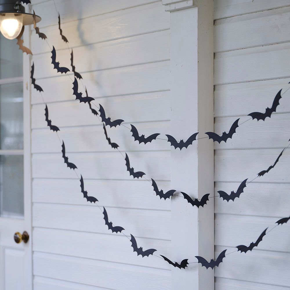 Ginger Ray - Bat Garland - Black