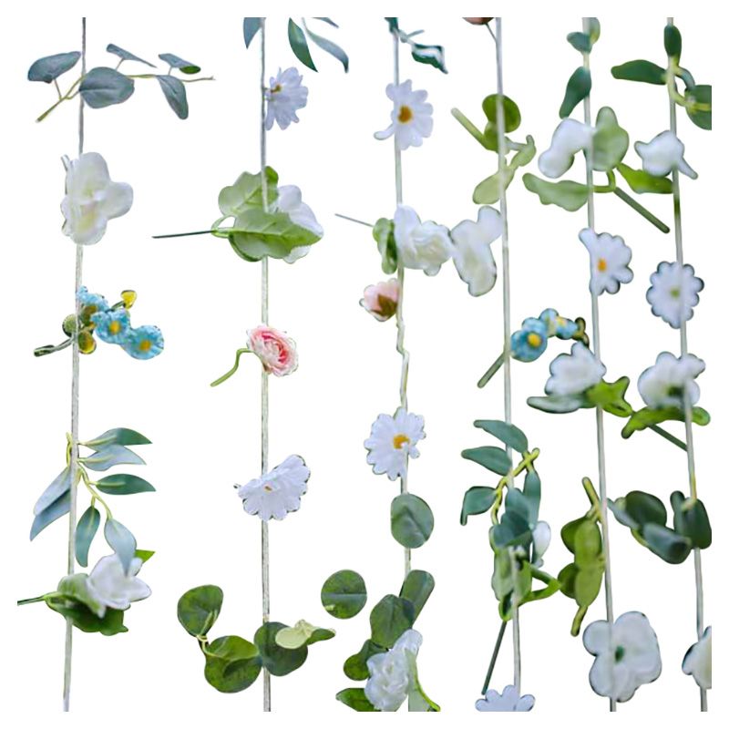 Ginger Ray - Hanging Flower Curtain Party Backdrop