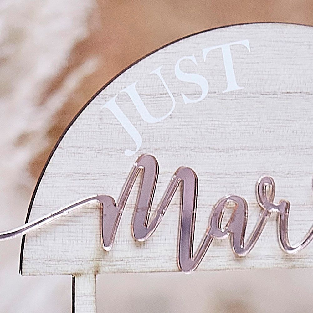 Ginger Ray - Just Married Wooden Wedding Cake Topper