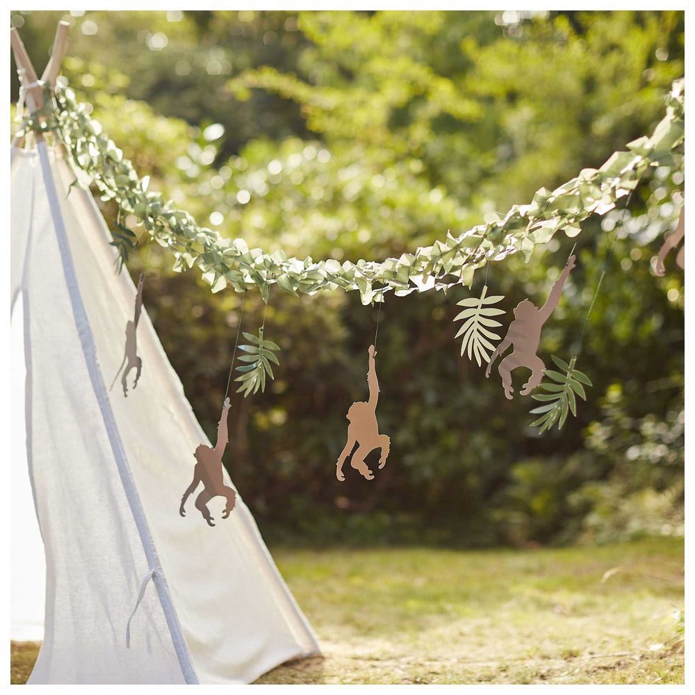 Ginger Ray - Hanging Monkey & Leaf Jungle Backdrop