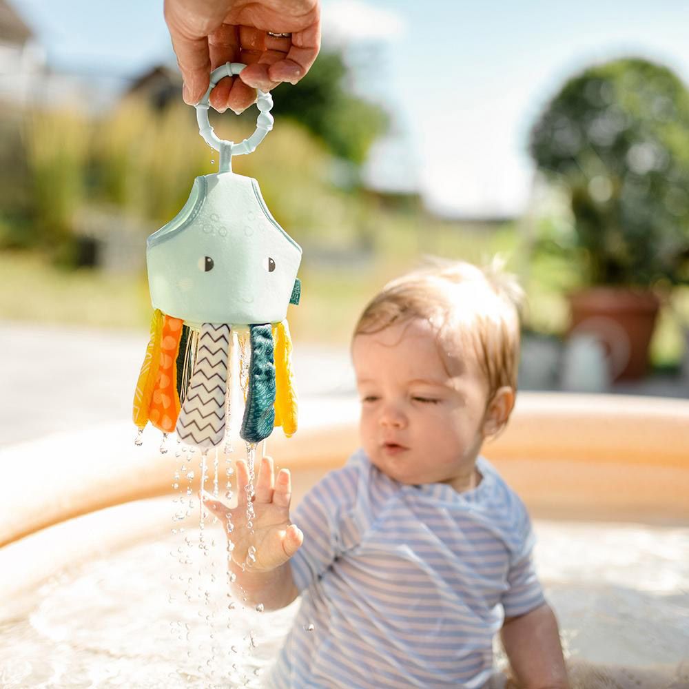 A Thousand & One Cuddles - Water Dispensing Octopus Bath Toy (Exclusive)