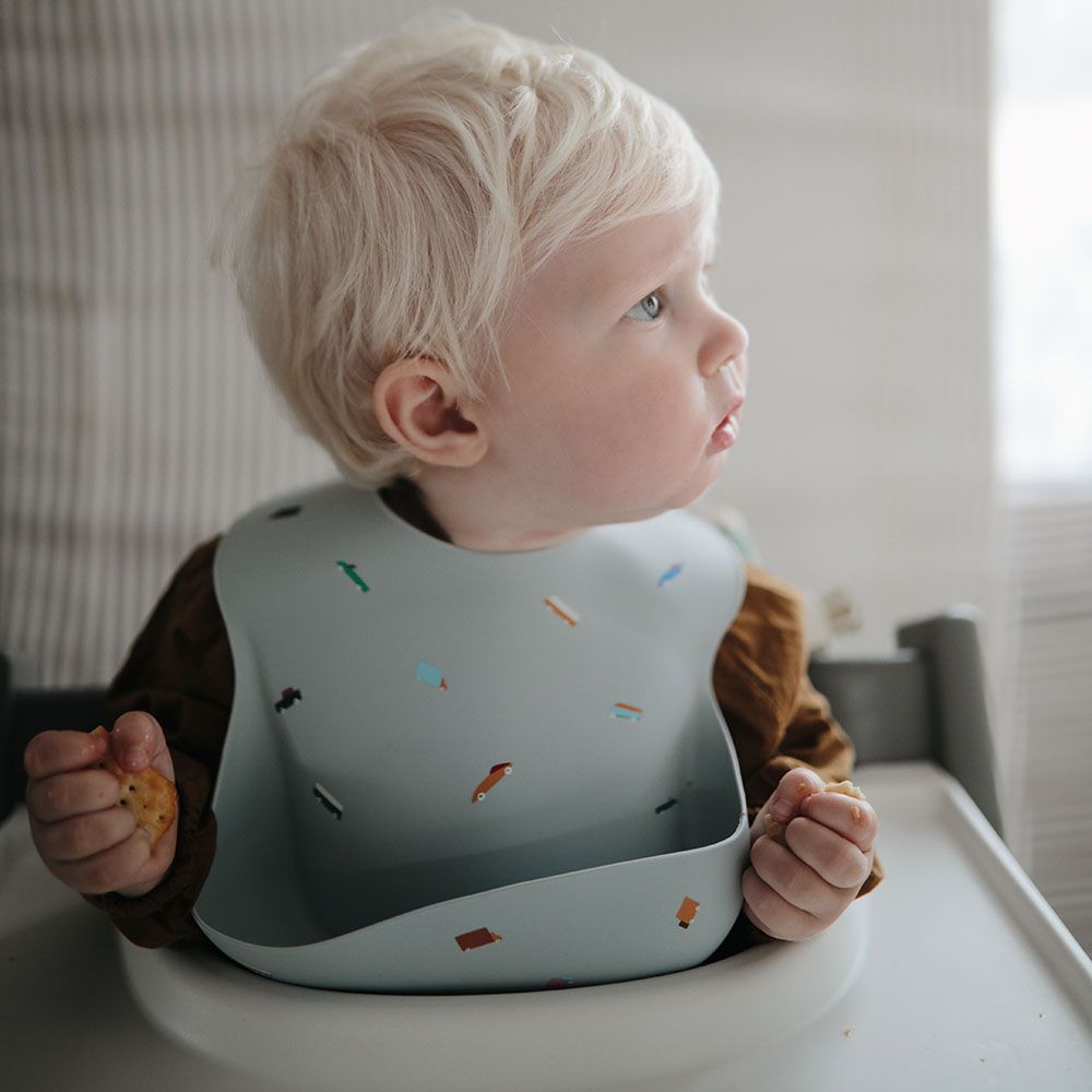 Mushie - Silicone Bib - Retro Cars