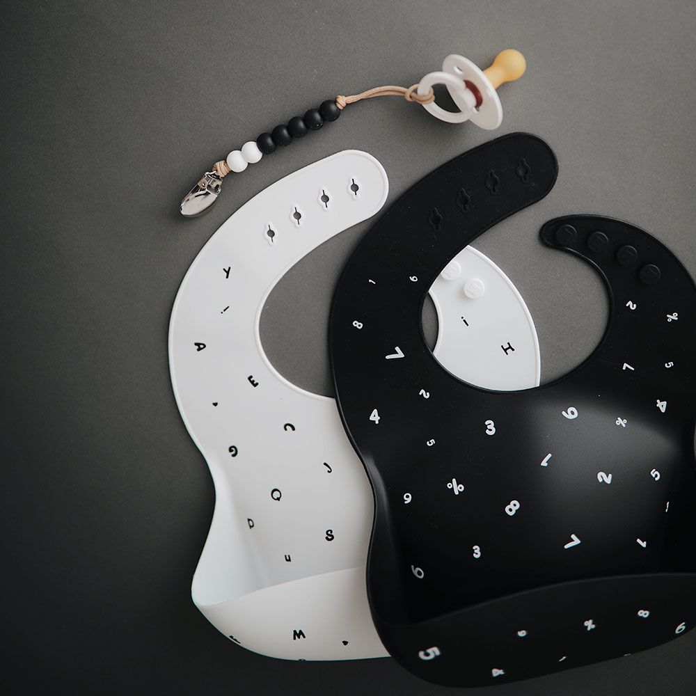 Mushie - Silicone Bib - Black Numbers