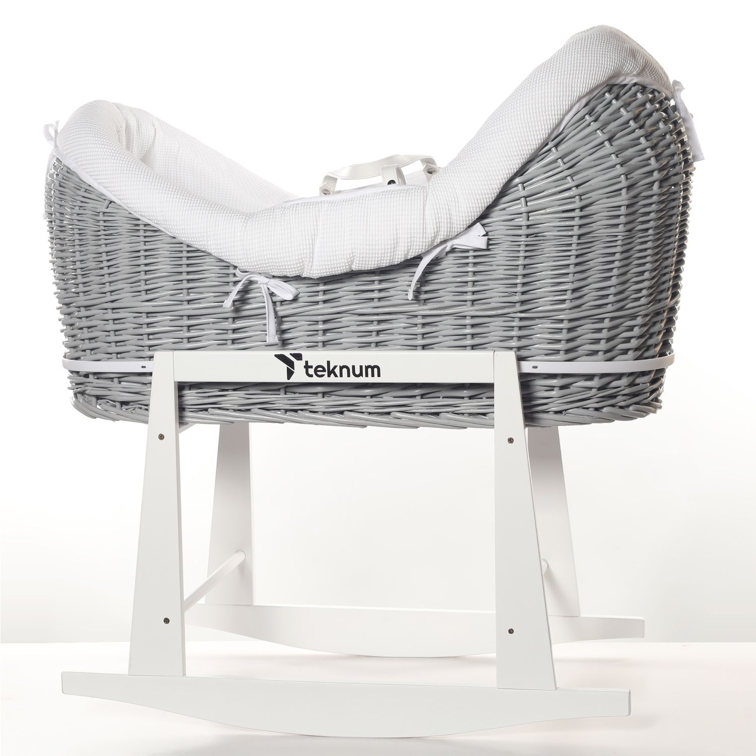 Teknum - Infant Wicker Pod Moses Basket W/ Waffle Beddings - Grey