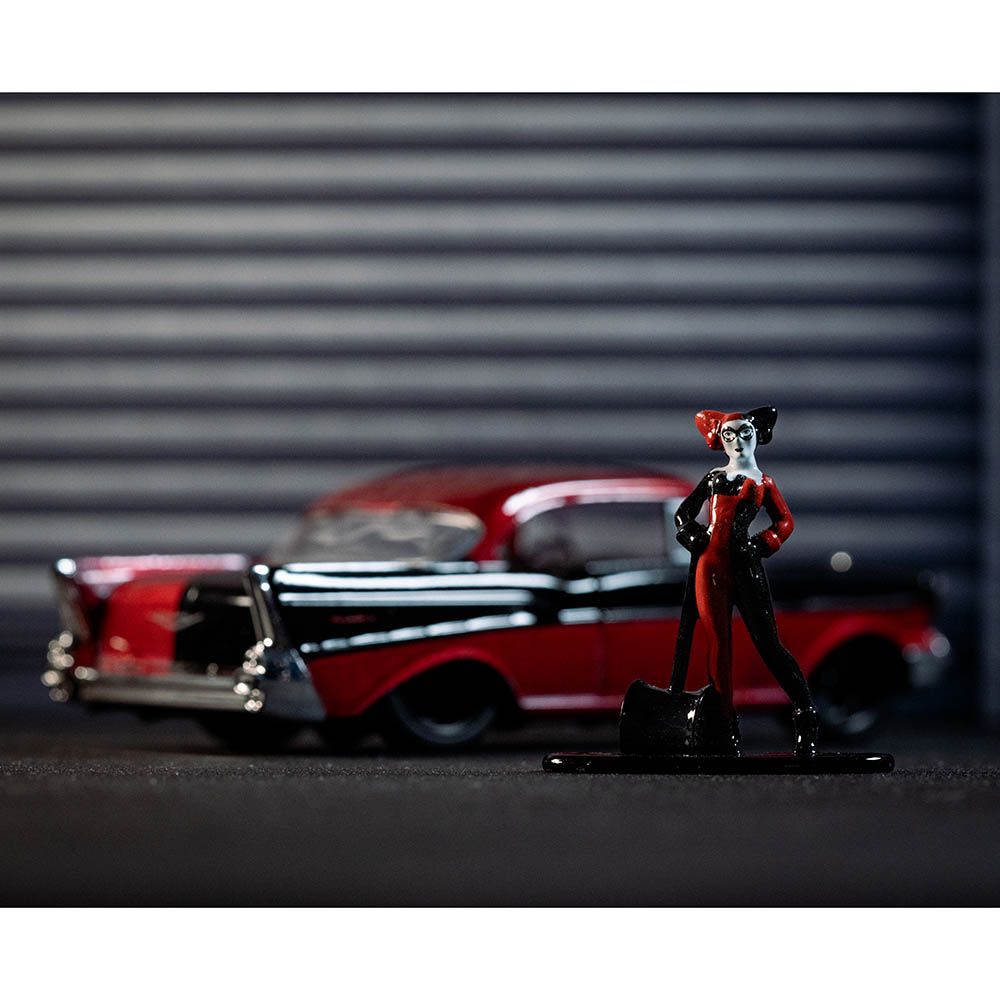 Jada - Harley Quinn 1957 Chevy Bel Air 1/32 - Red