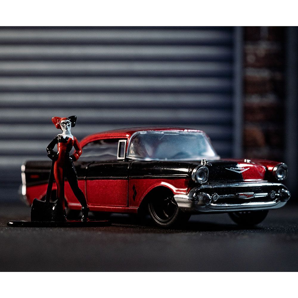 Jada - Harley Quinn 1957 Chevy Bel Air 1/32 - Red