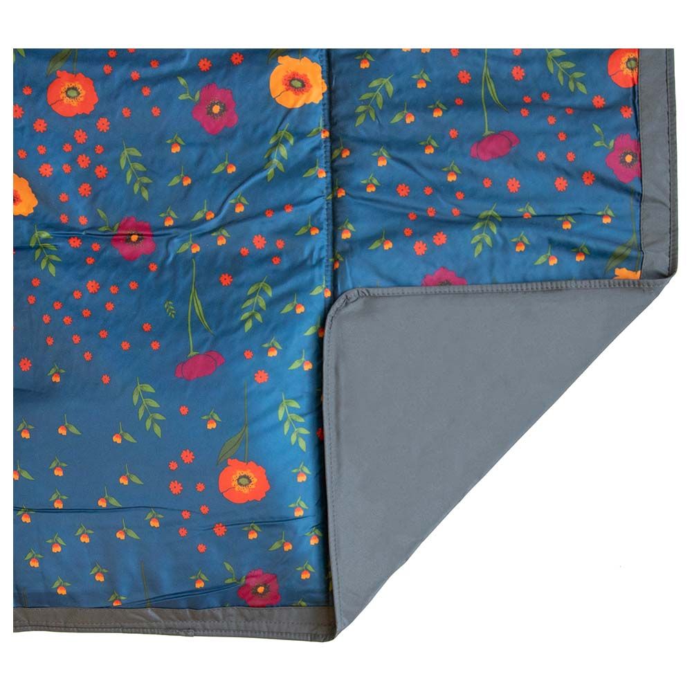 Little Unicorn - Outdoor Blanket 5 x 5-inch - Midnight Poppy