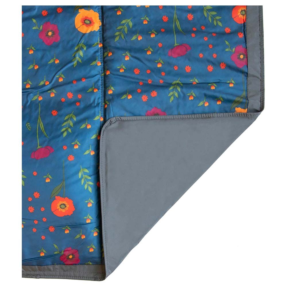 Little Unicorn - Outdoor Blanket 5 x 5-inch - Midnight Poppy