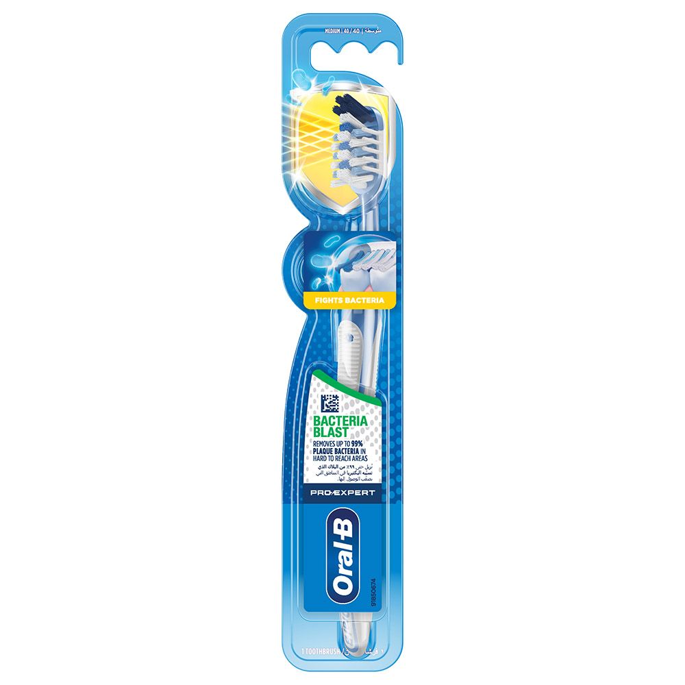 Oral-B Pro-Expert Bacteria Blast Manual Toothbrush - Medium