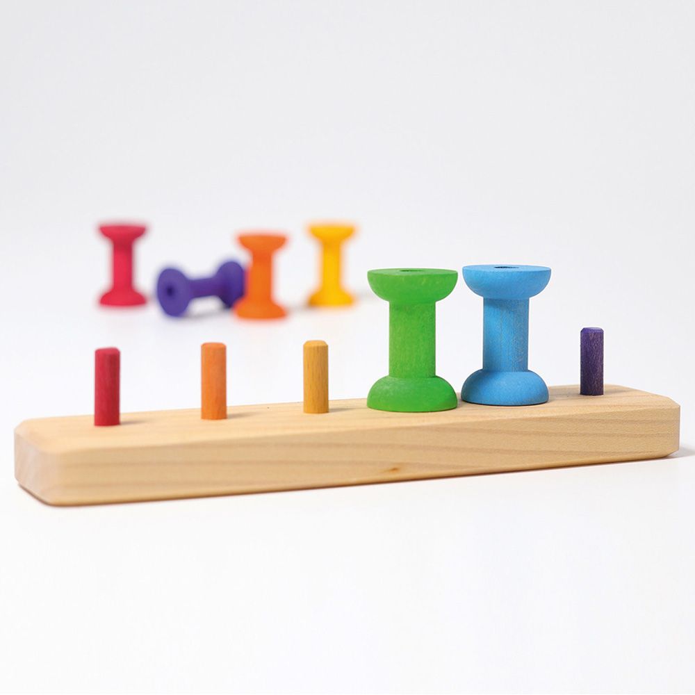 Grimms - Small Bobbins Thread Game 