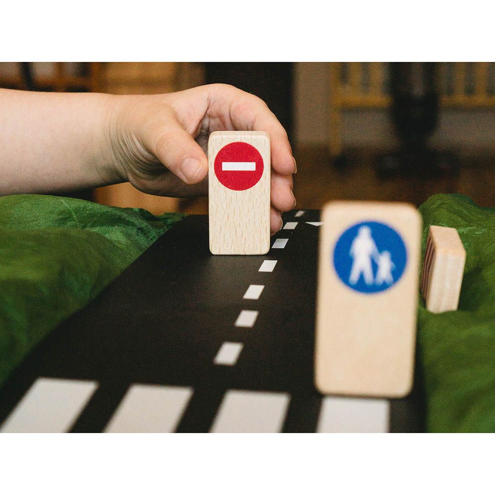 WaytoPlay - Traffic Signs Road Blocks Set - 8pcs