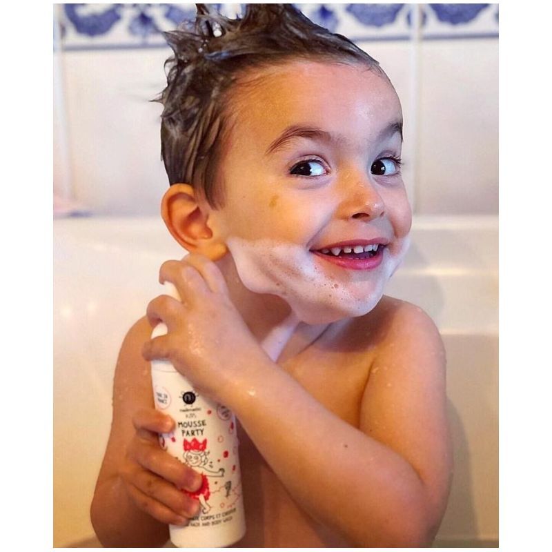 Nailmatic Kids - Gentle & Vegan Hair & Body Foam Strawberry - 208g