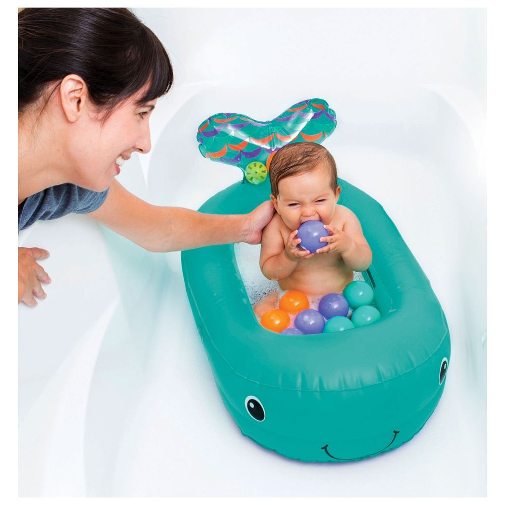 Infantino - Whale Temperature Sensor Inflatable Bath Tub - Teal