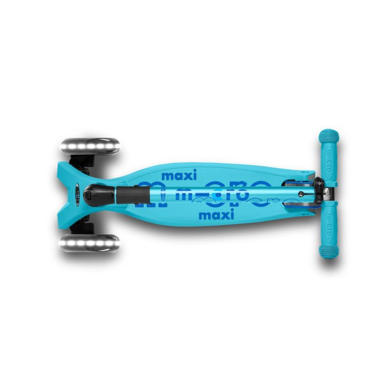 Micro - Maxi Deluxe Foldable Scooter LED Bright Blue