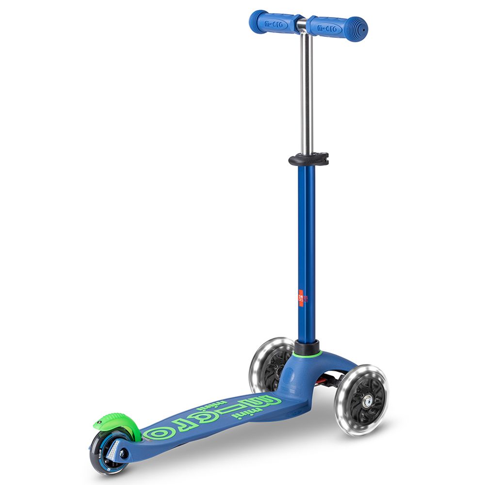 Micro - Mini Deluxe Led Crystal Scooter - Blue