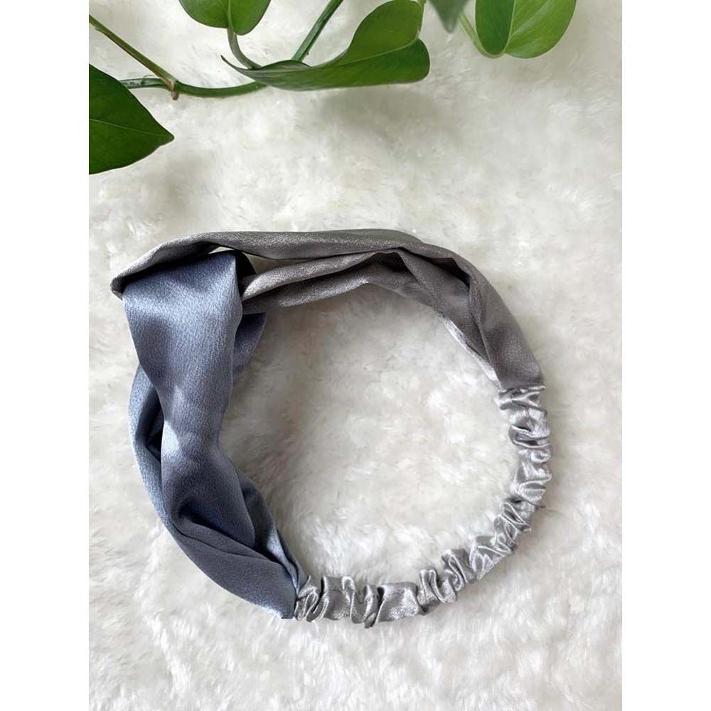 The Girl Cap - Twisted Headband - Silver Blue