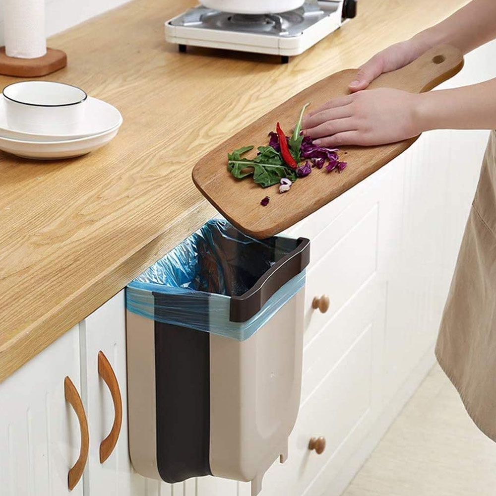 A to Z - Hanging Kitchen Trash Can