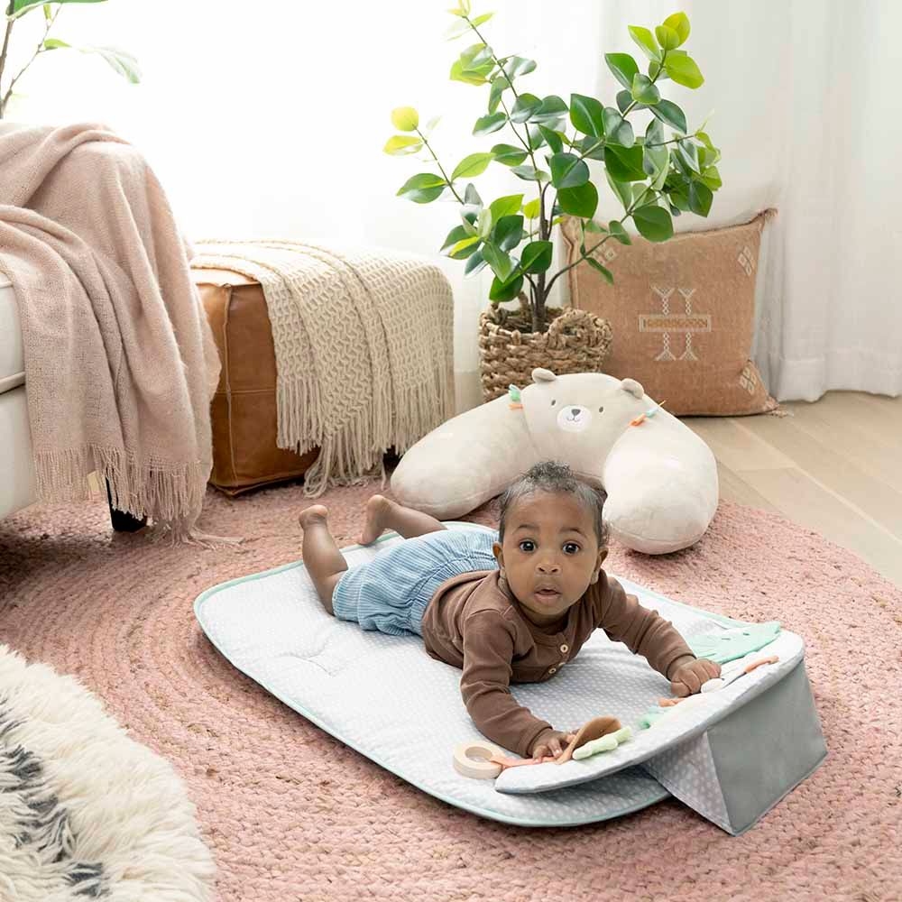 Ingenuity - 4-In-1 Cozy Prop Sit Up & Activity Mat