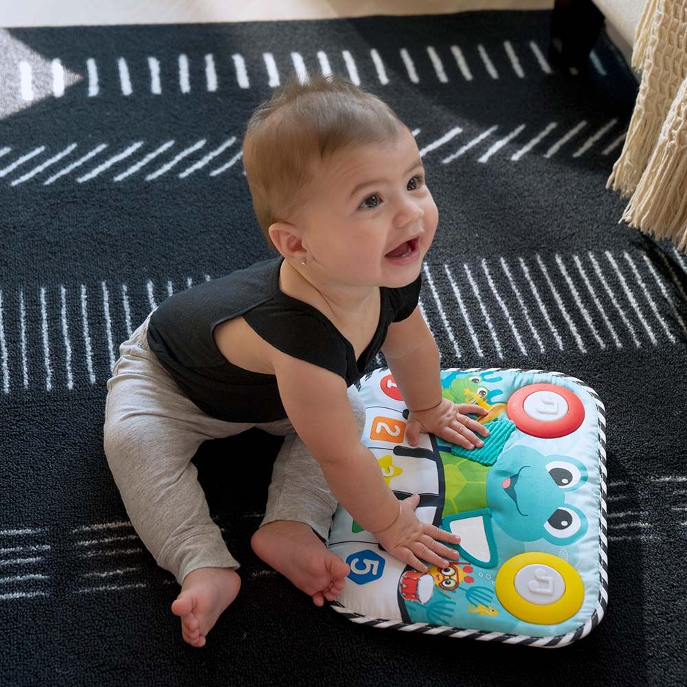 Baby Einstein - Neptunes Kick & Explore Musical Kick Pad & Crib Toy