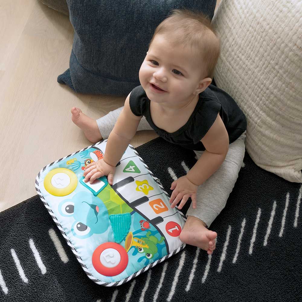 Baby Einstein - Neptunes Kick & Explore Musical Kick Pad & Crib Toy