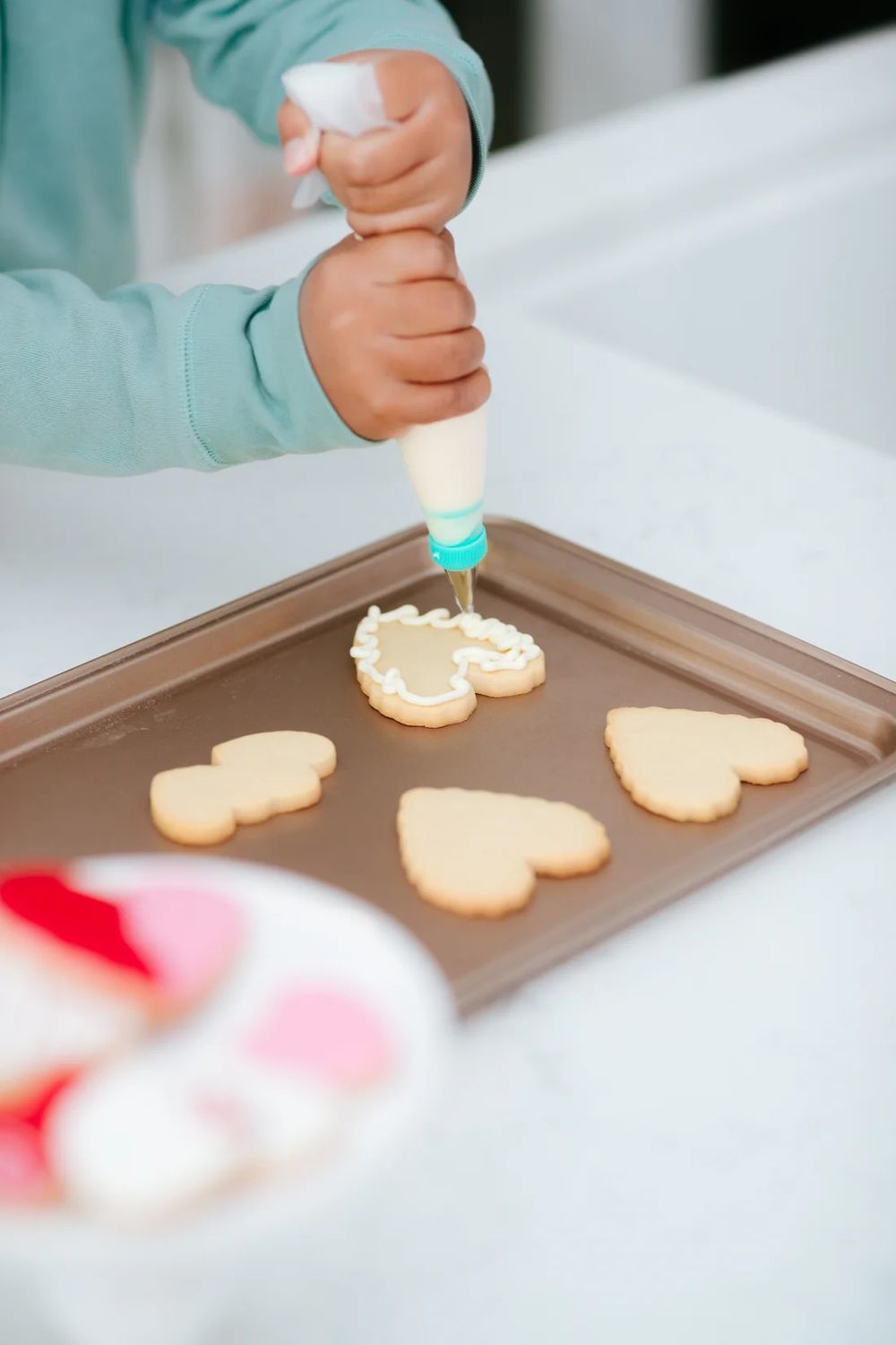 Handstand Kitchen - Silicone Spatula and Heart Cookie Cutter - Bake with Love - 2 Pcs