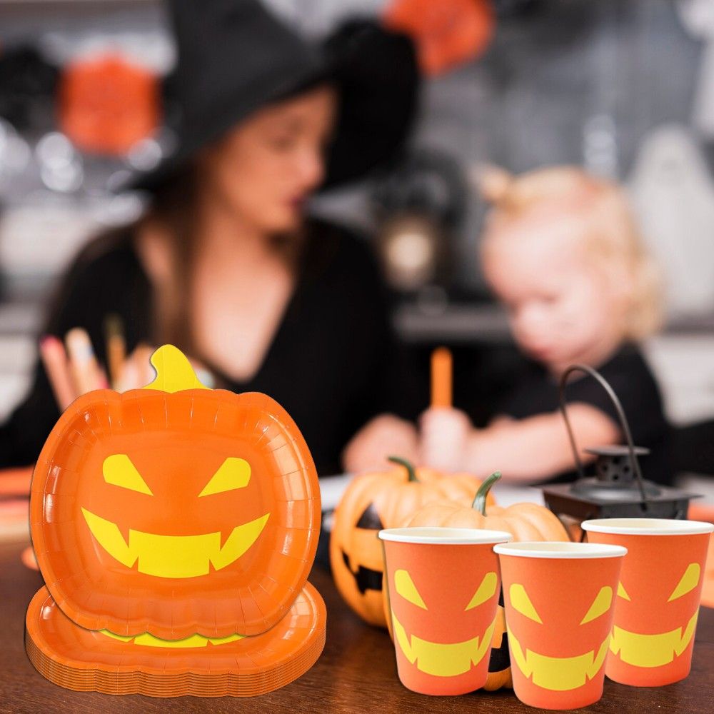 Doodle Kiddo - Pumpkin Plates And Cups Halloween Tableware Set - 20 Pcs