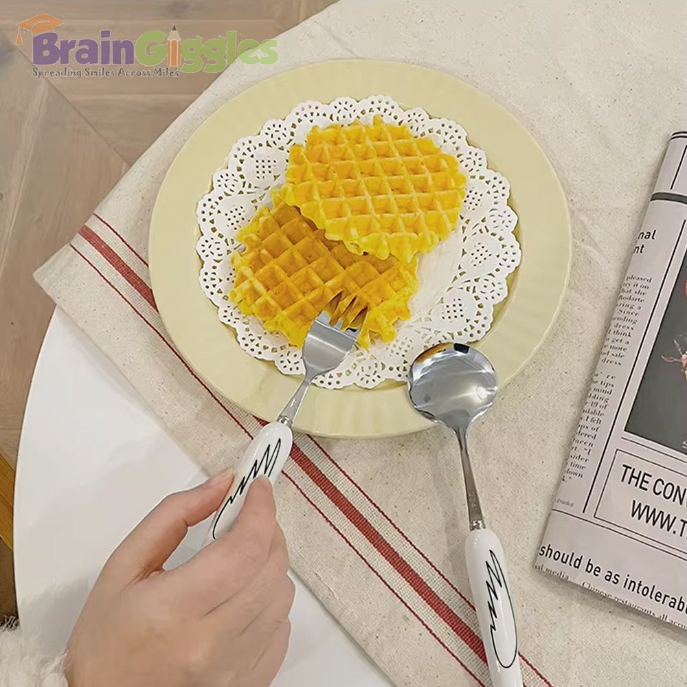 Brain Giggles - Kids Cutlery Set With Case - Wings - White/Yellow - 2 Pcs