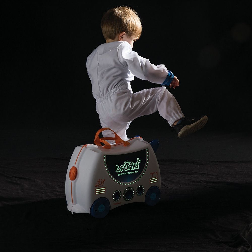 Trunki Ride-On Suitcase & Hand Luggage - Skye The Spaceship