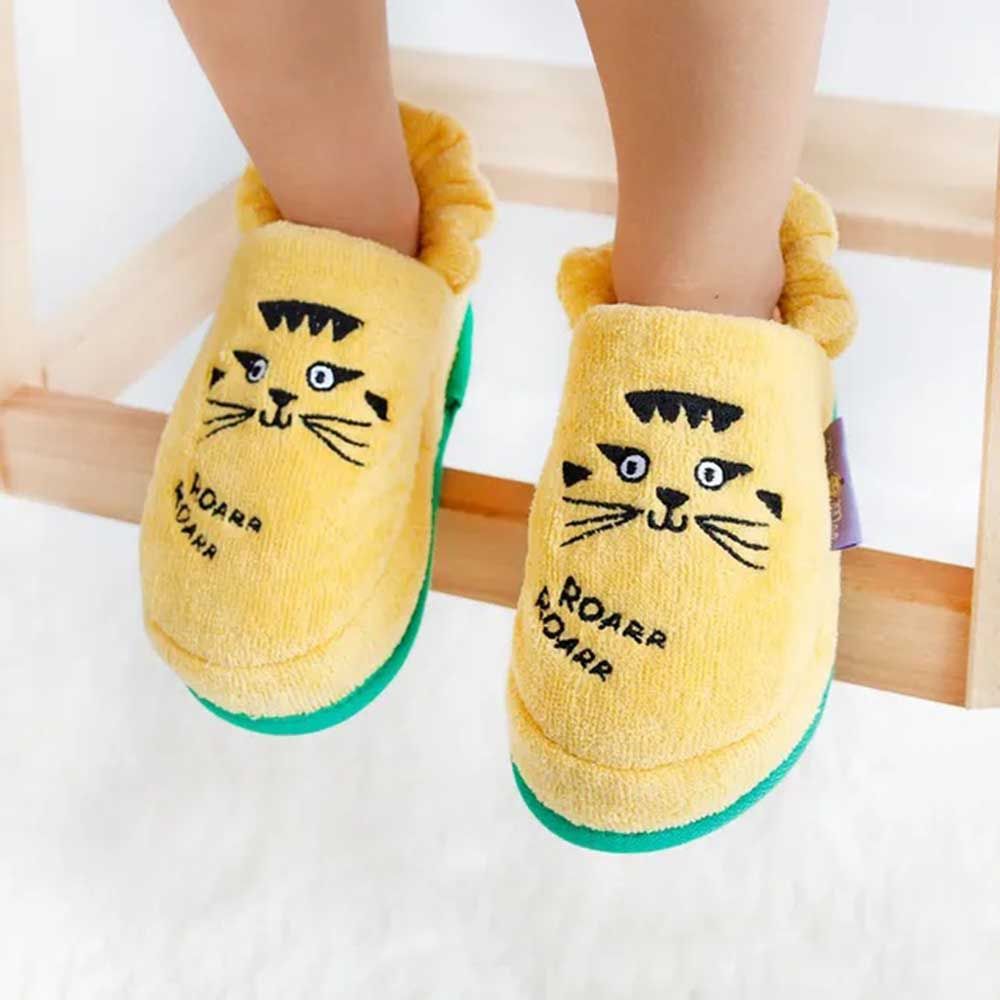 Milk&Moo - Skater Cheetah Kids Slippers - Yellow